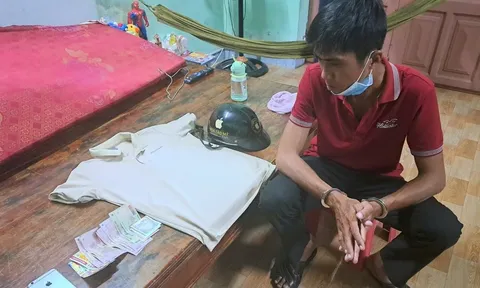 Bắt đối tượng cướp giật tài sản của người tàn tật bán vé số