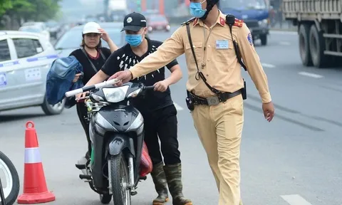 Phải bật xi nhan trước bao nhiêu mét để không bị phạt