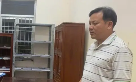 Bắt tạm giam 2 cựu cán bộ ngân hàng tại Cà Mau
