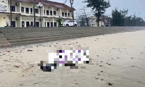 Phát hiện thi thể nam giới nghi người nước ngoài trôi dạt vào bờ biển Nghệ An