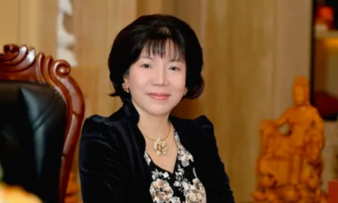 Sáng nay, cựu Chủ tịch AIC Nguyễn Thị Thanh Nhàn bị xét xử trong vụ án thứ 5