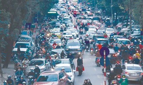 Khẩn trương ban hành quy chuẩn về khí thải phương tiện giao thông cơ giới đường bộ
