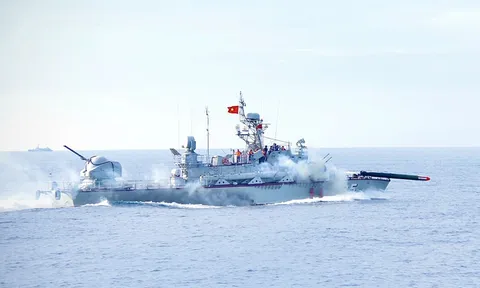 Đề xuất quy định mới về tàu quân sự nước ngoài đến Việt Nam và tàu quân sự Việt Nam đi nước ngoài