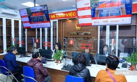 Hà Nội tạm dừng tuyển dụng công chức, viên chức