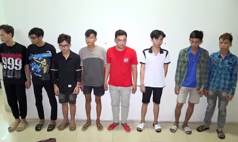 Tạm giữ nhóm thanh niên mang dao đi giải quyết mâu thuẫn