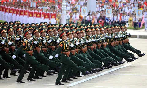 Mức tiền thưởng đột xuất đối với các đối tượng hưởng lương từ NSNN thuộc Bộ Quốc phòng