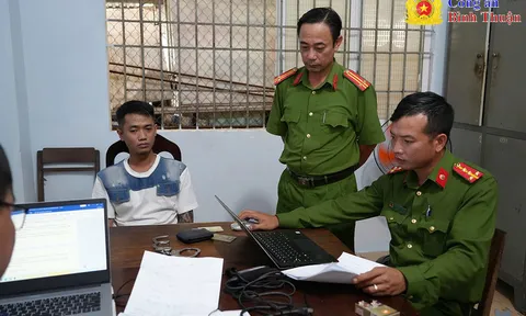 Tạm giữ 3 đối tượng dùng dao tấn công người tại quán karaoke