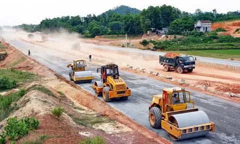 Tổ chức lễ khởi công chào mừng 50 năm Giải phóng miền Nam tạo khí thế tưng bừng lan tỏa tinh thần yêu nước