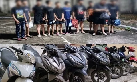 Bắt nhóm đối tượng mang hung khi gây rối, tấn công người đi đường ở Hà Nội