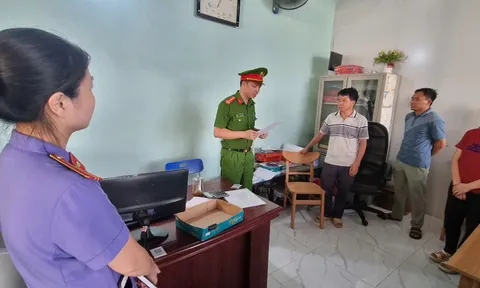 Bắc Giang: Khởi tố giám đốc và kế toán công ty mua bán trái phép hóa đơn