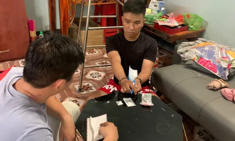 Bắt quả tang 2 đối tượng tàng trữ, mua bán trái phép chất ma túy ở Đồng Nai