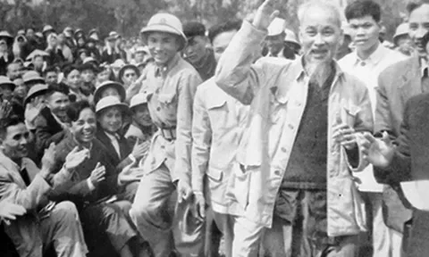 'Thần linh pháp quyền' trong tư tưởng Hồ Chí Minh