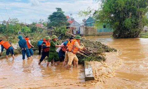 Thủ tướng yêu cầu tập trung ứng phó nguy cơ mưa lớn, sạt lở đất, lũ quét và chủ động phòng chống thiên tai