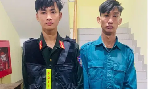 Bắt giữ 2 đối tượng giả danh Công an để cưỡng đoạt tài sản người đi đường