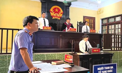 Dự thảo quy định mẫu trang phục, Giấy chứng nhận chức danh tư pháp