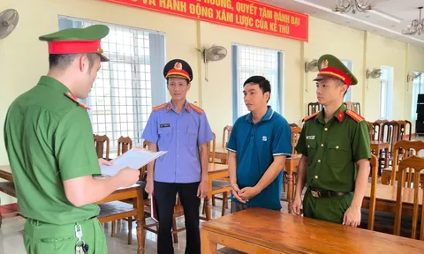 Khởi tố, bắt tạm giam giám đốc hợp tác xã tham ô tài sản