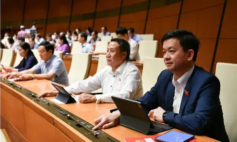 Quốc hội chốt nội dung giám sát 2026: Từ đường sắt tốc độ cao đến chống lãng phí