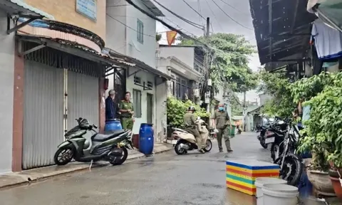Phát hiện nam sinh tử vong bất thường trong phòng trọ ở TP.HCM