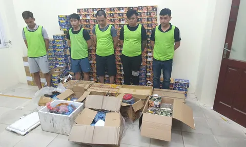 Bắt nhóm đối tượng sản xuất, buôn bán pháo nổ liên tỉnh
