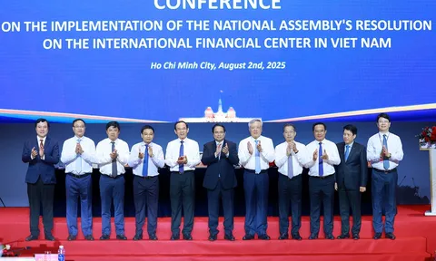 Thủ tướng chủ trì Hội nghị triển khai Nghị quyết của Quốc hội về Trung tâm tài chính quốc tế