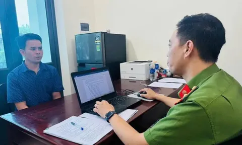 Giao xe máy cho con gây tai nạn chết người, 2 cha con bị khởi tố