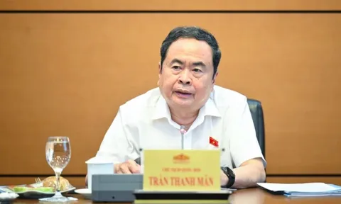 Chủ tịch Quốc hội yêu cầu 'siết' tiến độ tài liệu kỳ họp thứ 10, khoá XV