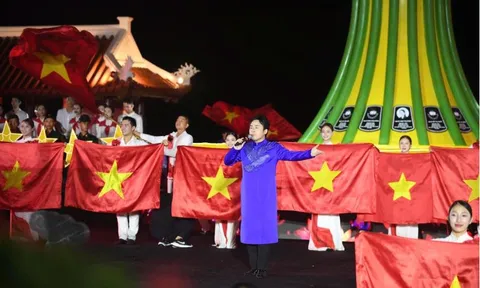 Đêm nghệ thuật sử thi tái hiện huyền thoại bến phà Long Đại
