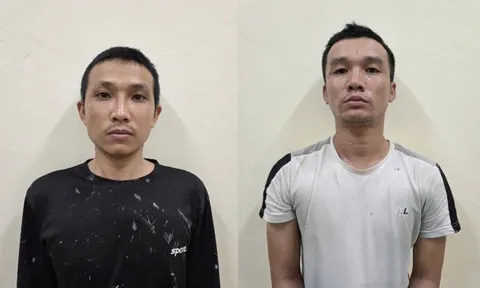 Bắt quả tang 2 đối tượng tàng trữ trái phép chất ma tuý