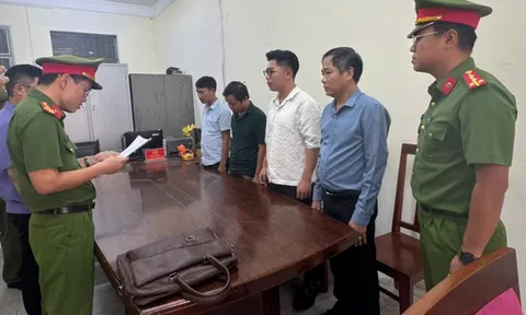 Khởi tố 4 đối tượng thông đồng nâng giá quyền khai thác khoáng sản cao hơn 306 lần