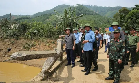 Phó Thủ tướng kiểm tra công tác chuẩn bị ứng phó bão số 11