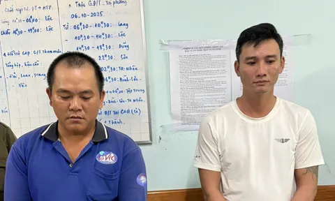 Bắt 2 đối tượng sản xuất nước đóng chai giả các thương hiệu nổi tiếng