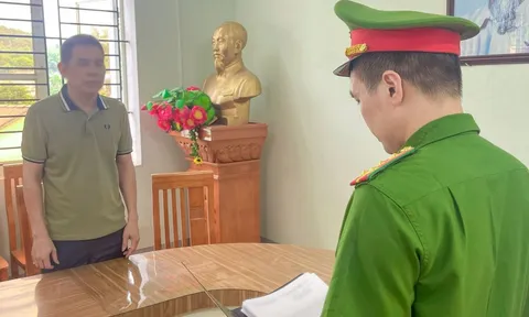 Giám đốc và Kế toán Công ty Dược Bảo Khánh bị khởi tố về hành vi mua bán trái phép hóa đơn