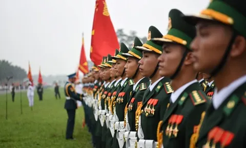 Chế độ tiền thưởng định kỳ hằng năm đối với sĩ quan, quân nhân chuyên nghiệp