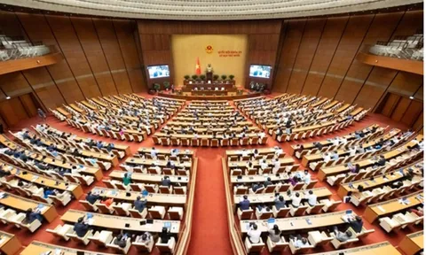 Chủ tịch Quốc hội ký ban hành Nghị quyết về kế hoạch phát triển KT-XH năm 2026