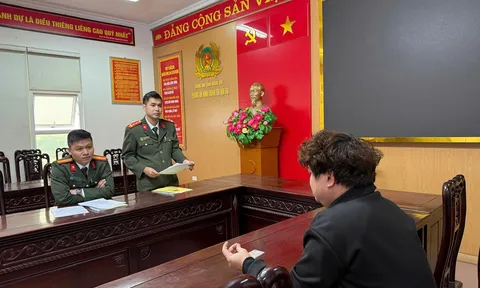 Nam thanh niên bị xử phạt vì chuyển cuộc gọi đòi nợ đến đường dây nóng Bộ Công an