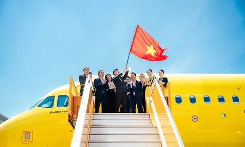 Khát vọng bầu trời và tầm nhìn của Bầu Hiển
