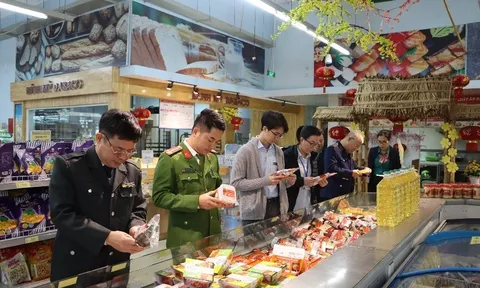 Bộ Y tế yêu cầu tăng cường kiểm tra, xử lý vi phạm an toàn thực phẩm dịp Tết