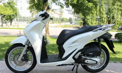 Biến xe vi phạm thành của riêng, 3 cựu CSGT bị truy tố