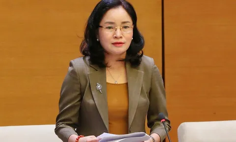 Không cấp thẻ nhà báo cho người làm việc tại tạp chí khoa học