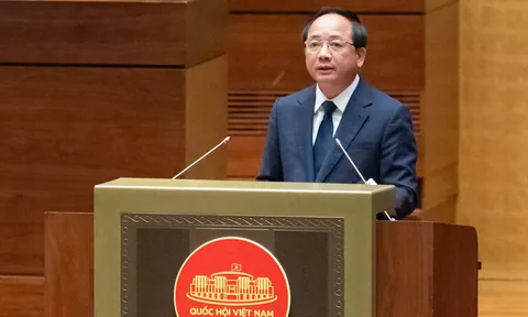 Quán triệt Nghị quyết: Chuyển mạnh từ 'đọc - chép - nghe báo cáo' sang thảo luận vấn đề