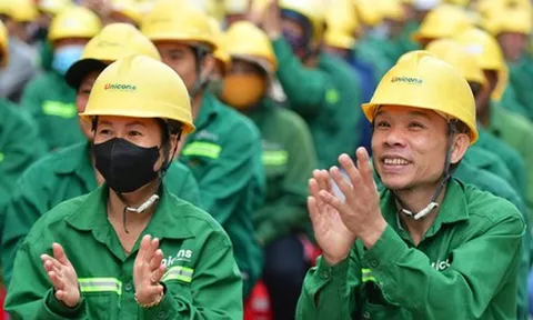 Thủ tướng yêu cầu doanh nghiệp trả đủ lương, thưởng Tết cho người lao động