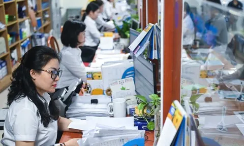 Từ 1/3 bãi bỏ toàn bộ 12 quyết định, thông tư về quản lý công chức, viên chức, thanh tra, lưu trữ...