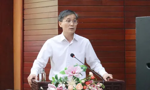 Chủ tịch Hội Luật gia Việt Nam trình bày cam kết trước cử tri Đà Nẵng