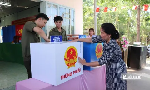 Đi bầu cử có được quay phim, chụp ảnh 'check in'?
