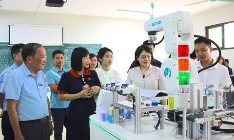 Tiêu chuẩn hiệu trưởng, phó hiệu trưởng của cơ sở giáo dục đại học, giáo dục nghề nghiệp