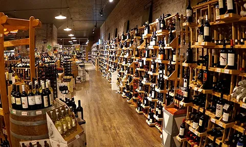 Phát sinh doanh thu đồng thời 2 loại hàng hóa chịu thuế suất khác nhau, hạch toán thế nào?