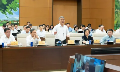 Sửa Luật Thủ đô: Rà soát các quy định về tăng thẩm quyền của Chủ tịch UBND các cấp