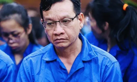 Xét xử phúc thẩm vụ “đại án” làm giả phiếu thử nghiệm cho kẹo Kera của Hoa hậu Thùy Tiên