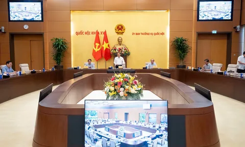 Thống nhất kiến nghị xem xét tổ chức một Kỳ họp không thường lệ của Quốc hội