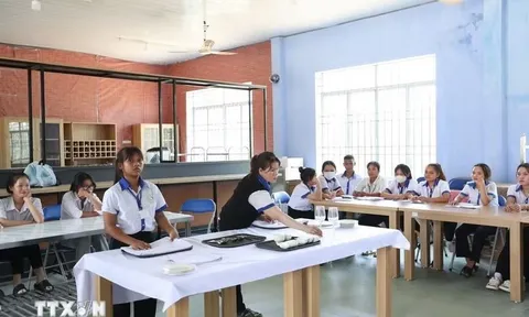 Bộ Giáo dục và Đào tạo lần đầu tiên ban hành Điều lệ trường trung học nghề